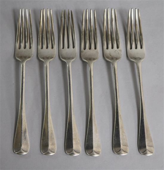 A set of six Edwardian silver Hanovarian pattern table forks, Robert Stebbings, London, 1905, 14 oz.